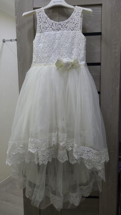 Продам платье для девочки