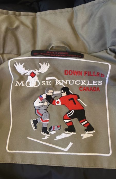 Geaca puf Moose Knuckles originala marime xs noua