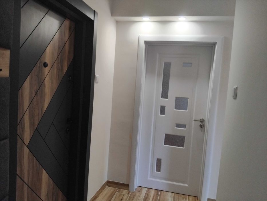 Продава се Двустаен апартамент в Русе, Възраждане - 62 кв.м за 1630 €/кв.м - Снимка #17