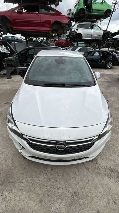 Capota Opel Astra K an 2016