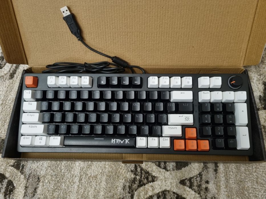 Клавиатура игровая с подсветкой