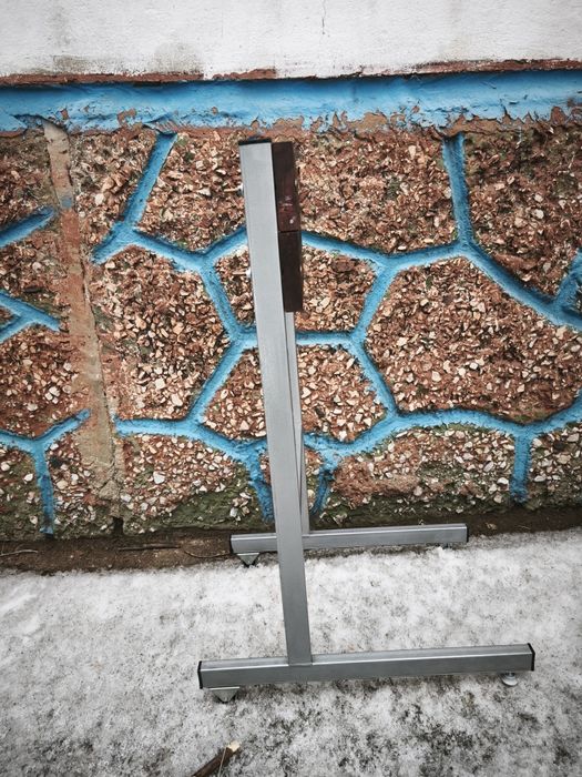 Стойка для лодочного мотора