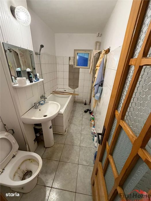 Apartament 4 camere, parter, 94mp, zona Politie - Lupeni