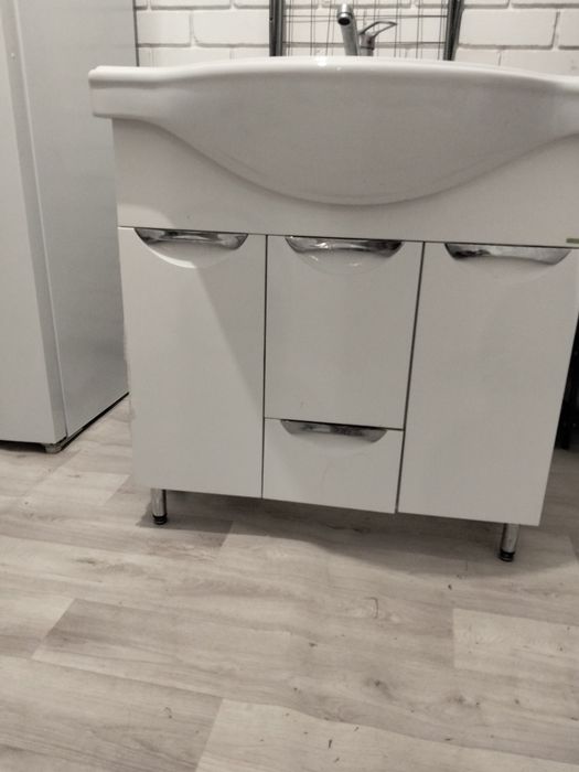 Продам ракивину и шкафчик