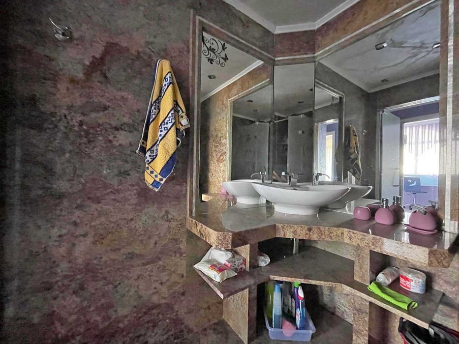 Стилен тристаен апартамент, Първа линия, Фронтална гледка море