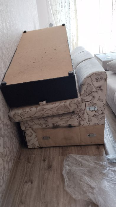 Продам угловой диван