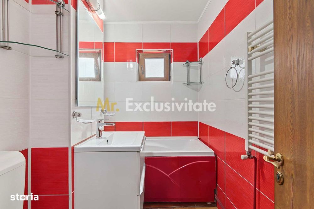Apartament cu 3 camere decomandat etaj intermediar