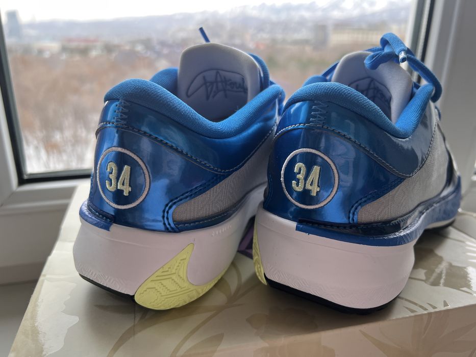 Кросовки Nike новые