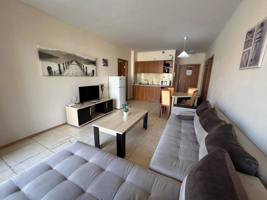 Продава се Тристаен апартамент в Ахелой - 95 кв.м за 666 €/кв.м - Снимка #1