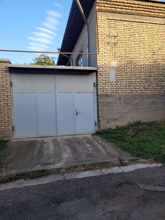 Назарбекда 1 хонали 8 сотих участка