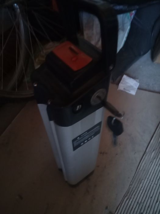 Baterie 24 v cu 2 chei