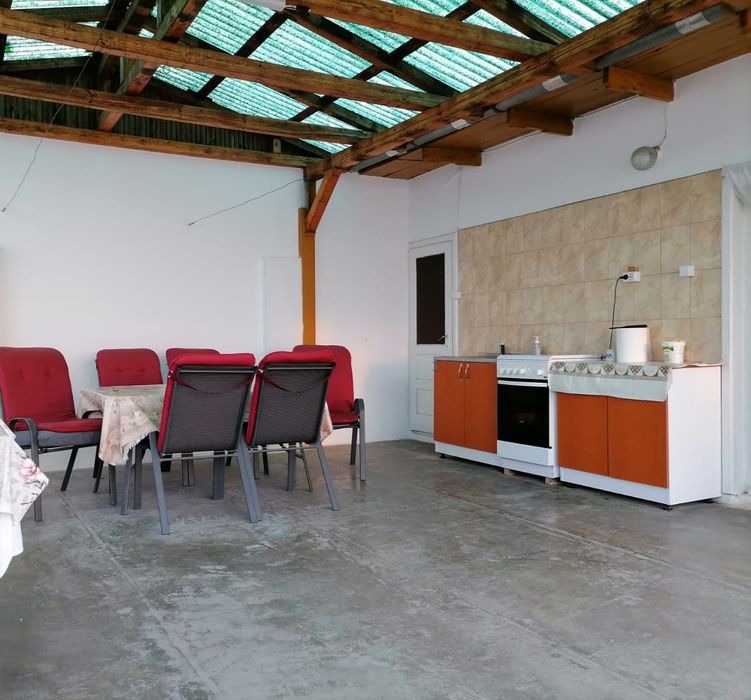 Casa  de  vanzare