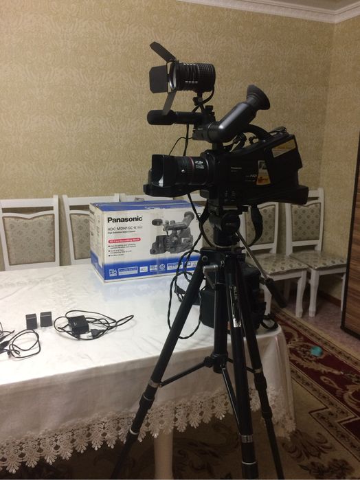 Срочно продам видеокамеру панасоник