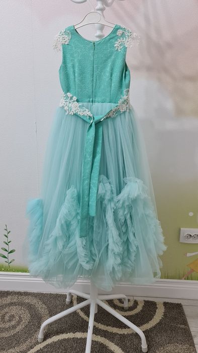 Платье на девочку