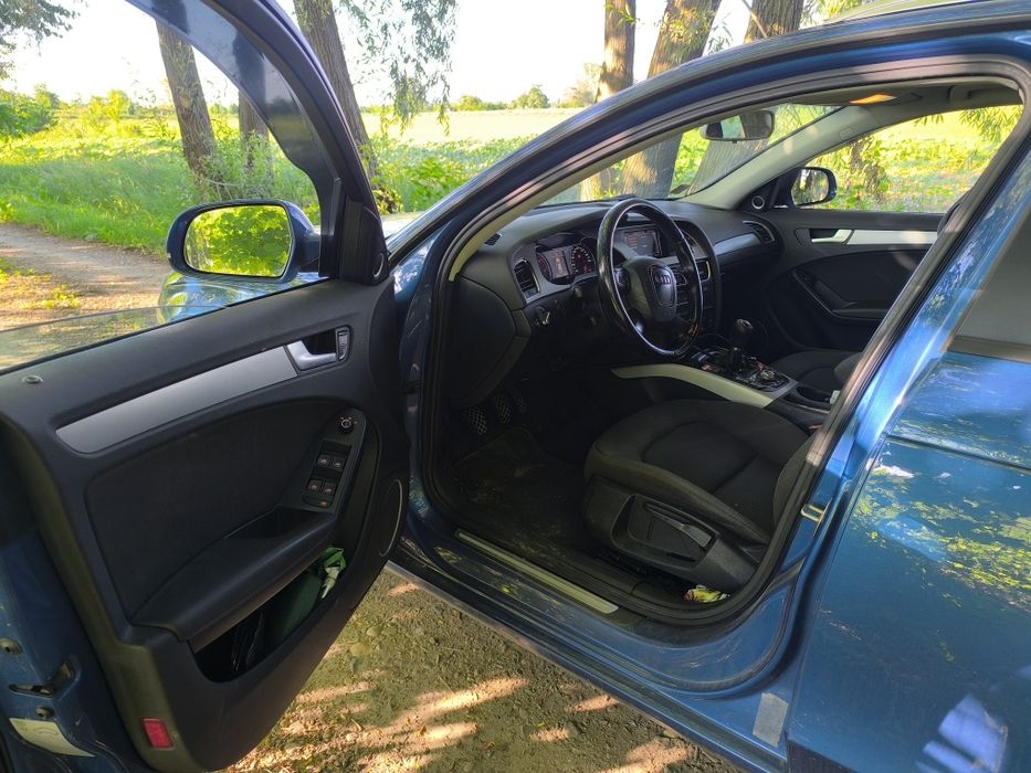 Vând audi A4 b8 din 2012