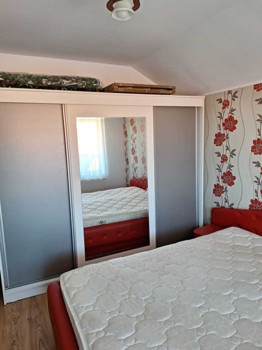 DE ÎNCHIRIAT – Apartament 3 camere, 80 mp, garaj inclus