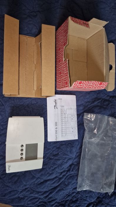 Danfoss ECL Comfort 300 новый