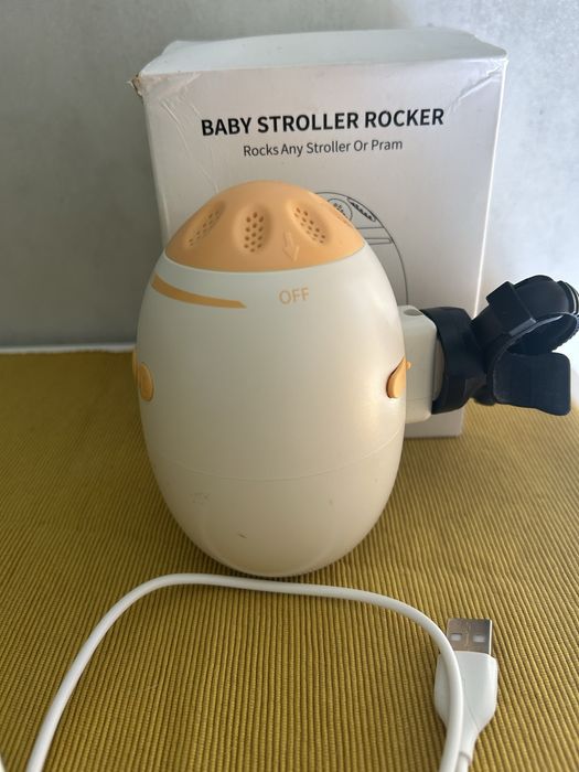 Бебешка люлка с успокояващи звуци