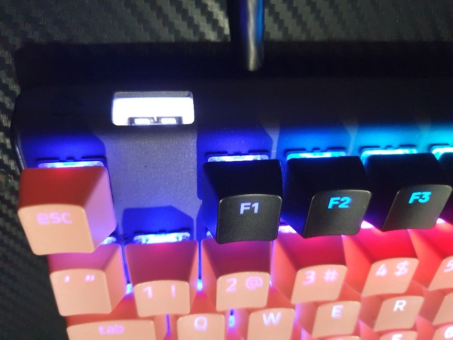 Vând tastatura aplex 7 pro
