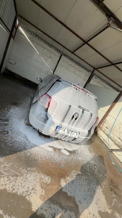 Volkswagen Golf 5 1.4 benzina 90CP