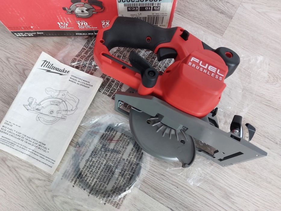 Circular mana milwaukee M12 CCS44, 2530-20 model America