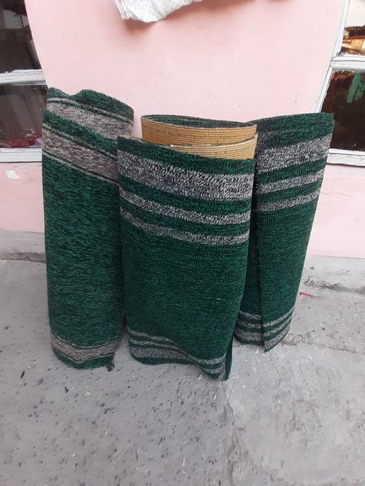 Продаються ковры