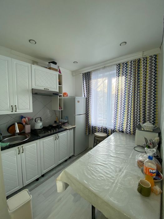 Сдам 2 х ком квартиру