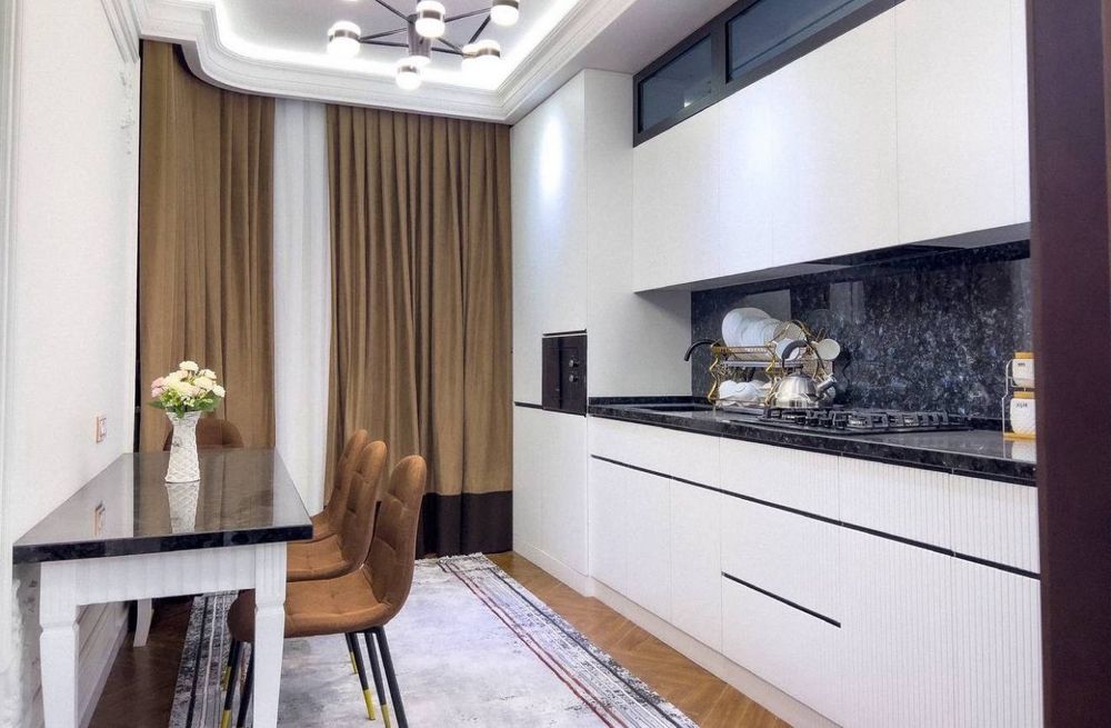 Pushkin metro 3 daqiqa yo‘l