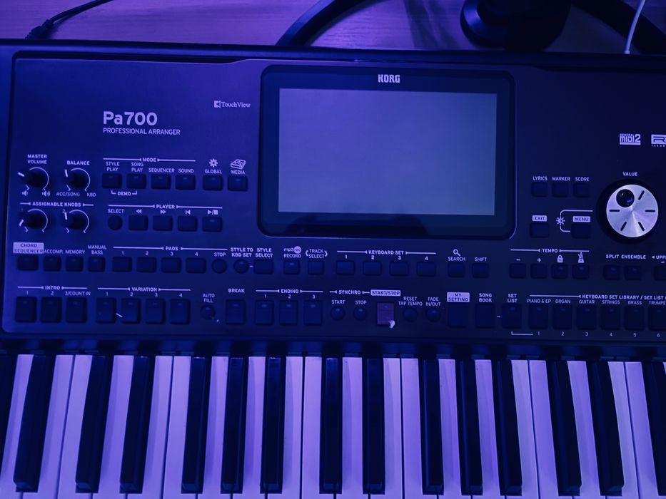 Vand korg pa700 folosit doar in studio 10/10 o