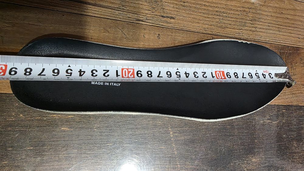 Продавам  кецове