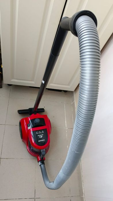 Пылесос Samsung 1600w