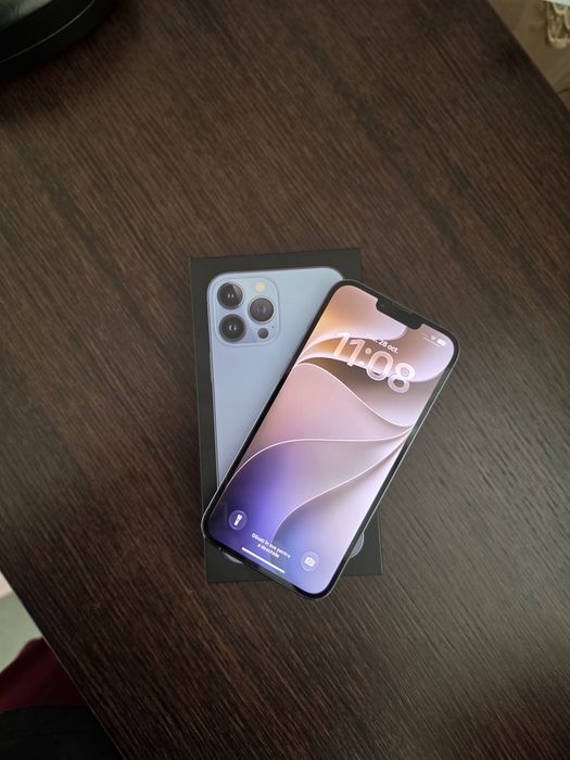 Vând iPhone 13 Pro Max Blue | 256Gb | impecabil | liber de rețea | full-box