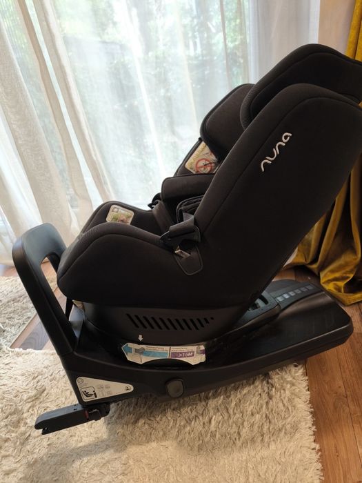 Scaun auto copii cu baza Isofix rotativ