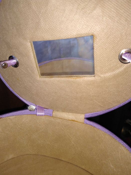 Нова чанта за гримове или бижута