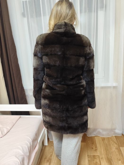 Шуба норковая ..