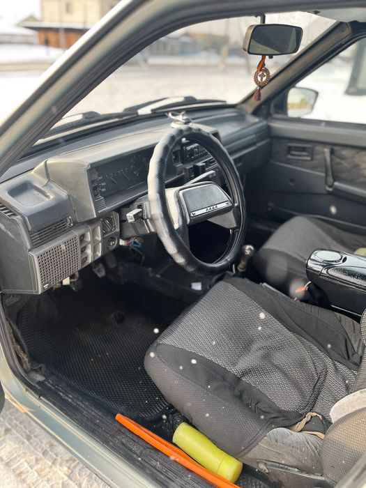 Продам машину 21099