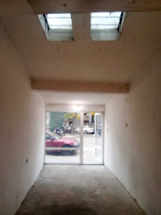 Дава се под наем Офис в Пловдив, Център - 15 кв.м за 159.12 € - Снимка #1