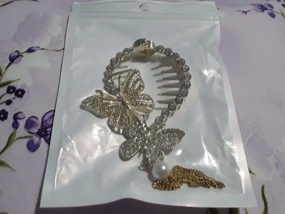 Vând Accesoriu de Păr Nou