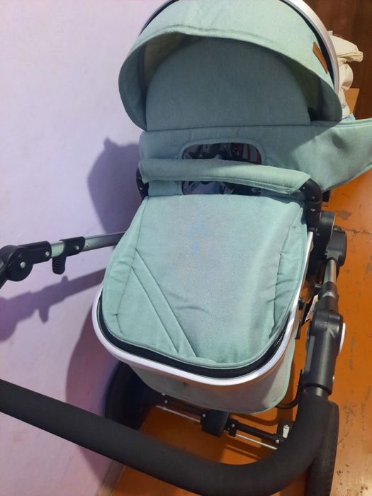 Продам коляску трансформер 2 в 1