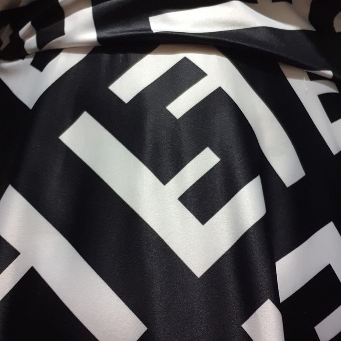 Женские вечерние платья