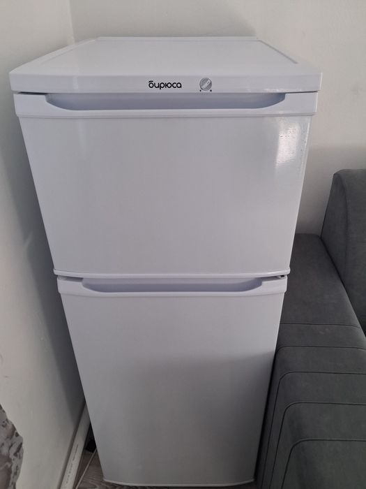 Холодильник практически новый