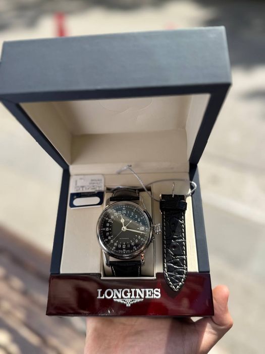 Продаются часы в отличном не ношеном состоянии