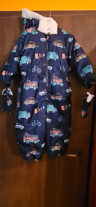 Космонавти George 9-12 ;18-24 2-3 г нови