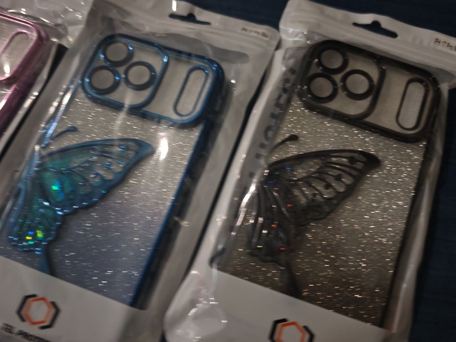 Iphone 17 Pro Max блестящ гръб с пеперуда
