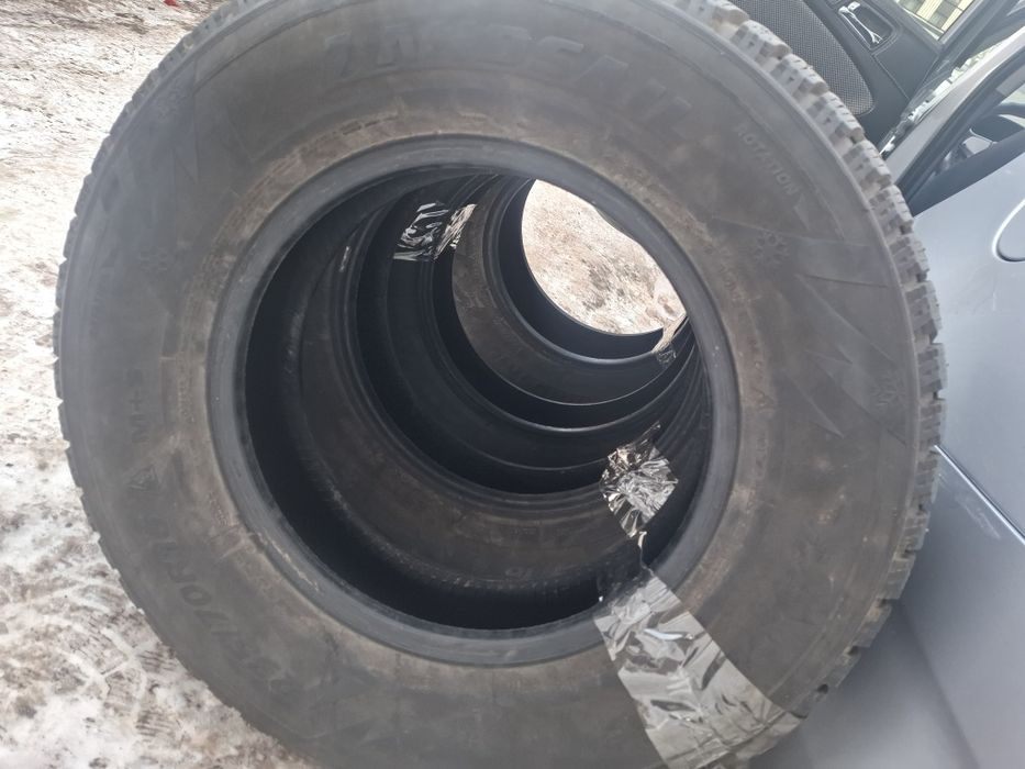 Продам шины 4шт в отличном. Состоянии