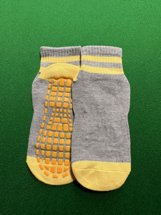 Ciorapi antiderapanti