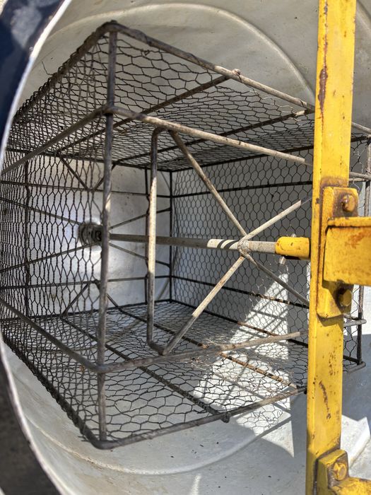 Центрофуга за мед