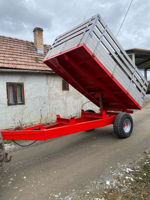 Remorca basculabila spre spate 4 tone 3.20mx1.90m