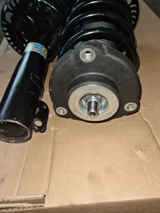 амортисьори газови двойно действащи. комплект. Поло,Шкода Ауди Сеат.