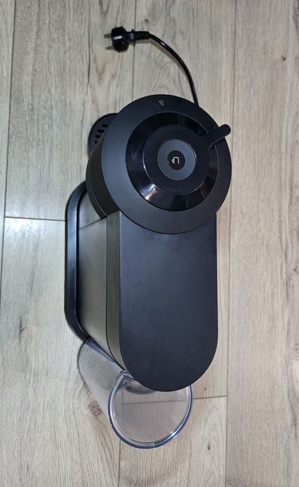 Espressor Nespresso by De'Longhi ENV120.BM Vertuo Next